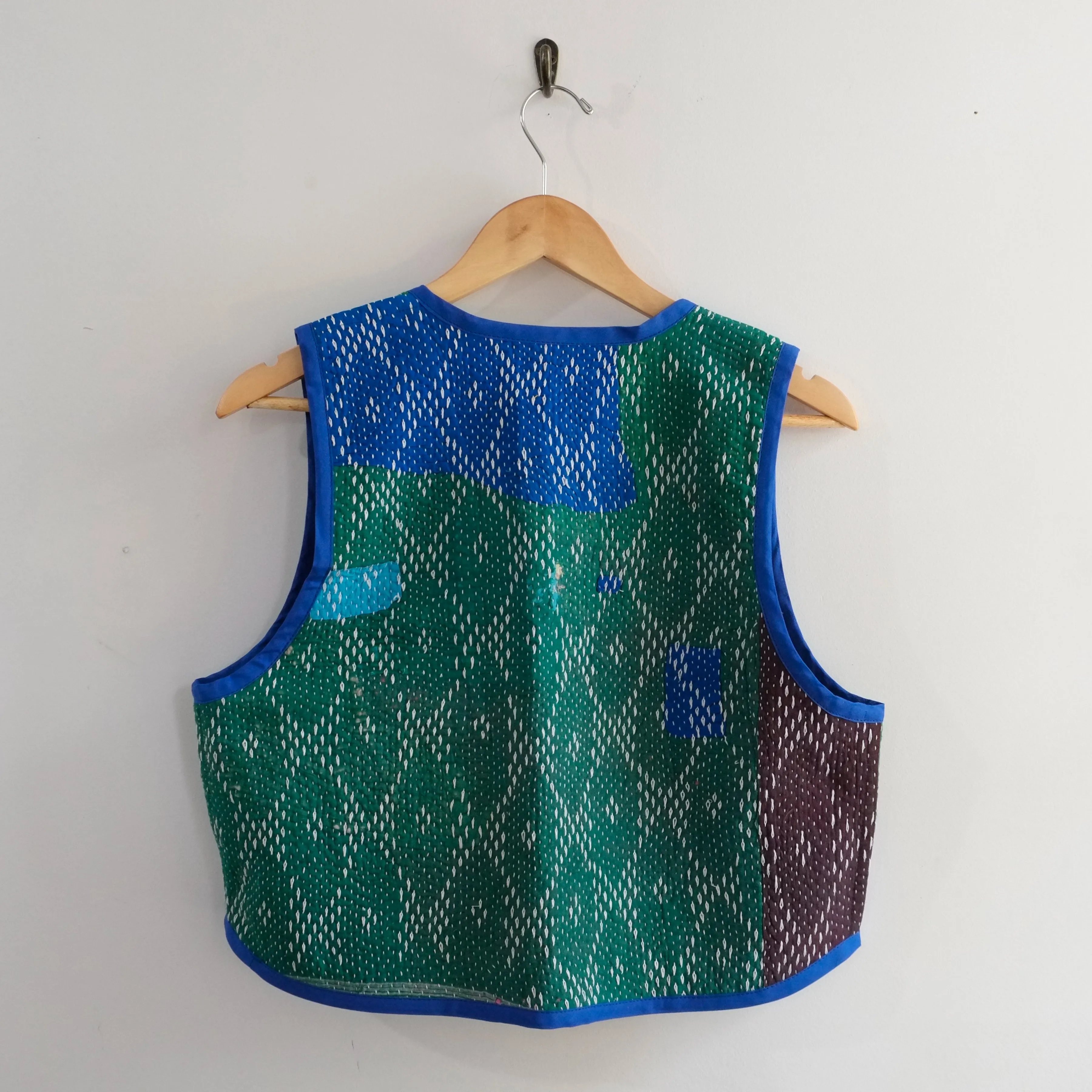 Amelia Vest Blue Green Diamond Lattice Embroidery M018