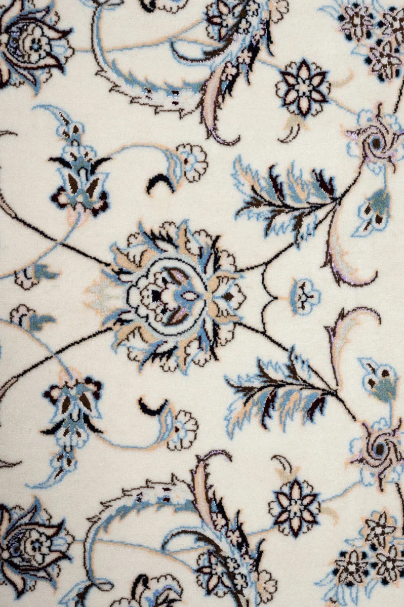 FLONA Signed Nain 6La 199x199cm